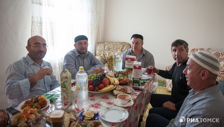 Ураза-байрам – 2024: начало и конец праздника, что нельзя делать