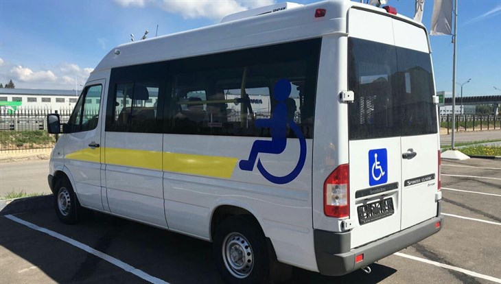 Томское общество инвалидов получило новый микроавтобус Mercedes-Benz