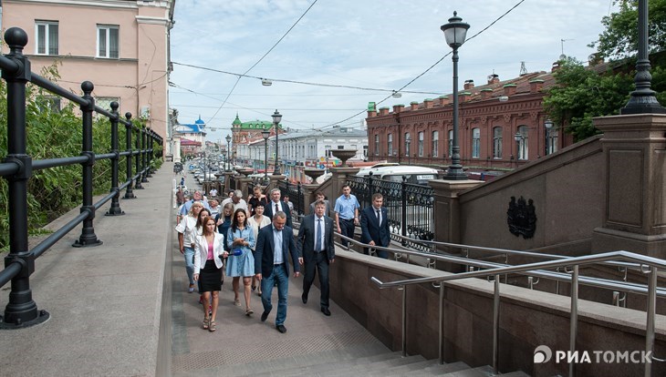 Паршуто поручил разобраться с праздничной иллюминацией в центре Томска