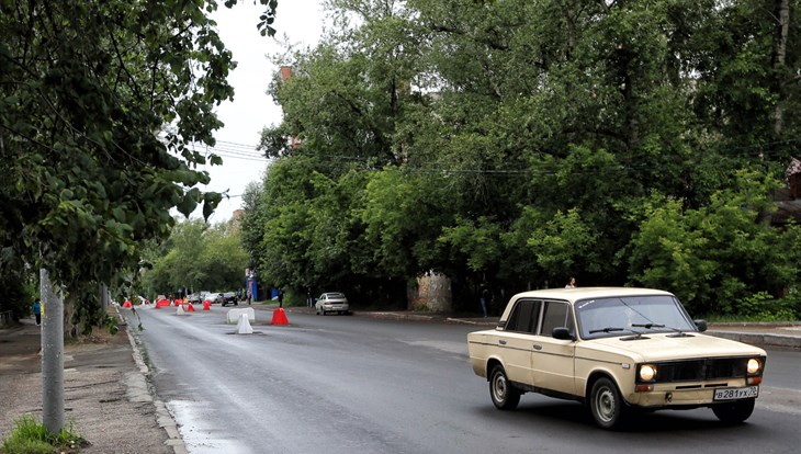 Власти: из-за брака подрядчику придется перестелить Учебную в Томске