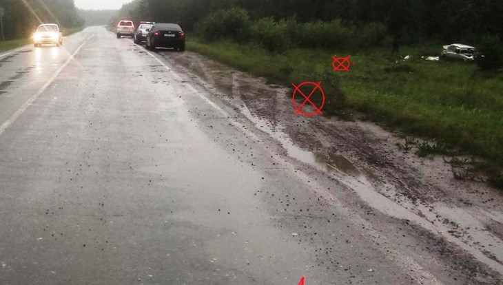 ВАЗ с пьяным водителем опрокинулся под Асино, погибла пассажирка