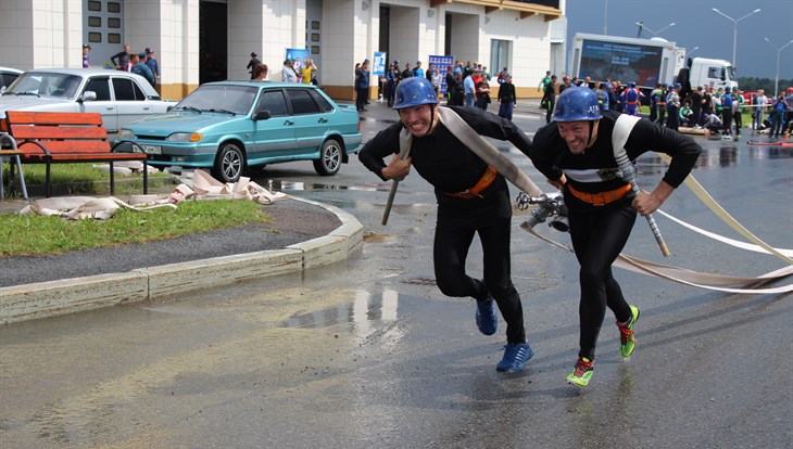 Команда областной противопожарной службы победила на стартах в Томске