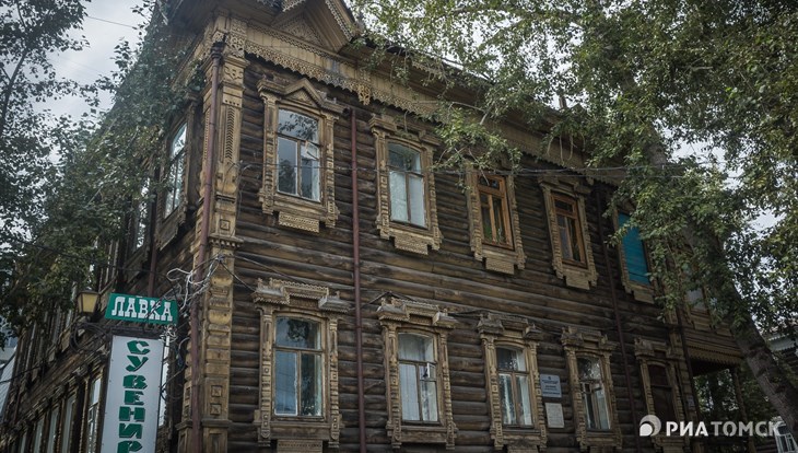 Киоск на Главпочтамте в Томске снесут, чтобы стал виден дом-памятник