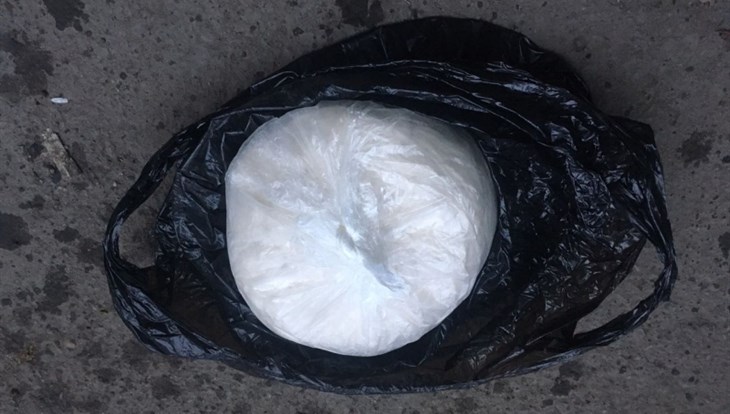 Полиция нашла в Томске плантацию конопли и более 1 кг героина
