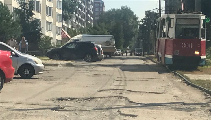 Суд обязал администрацию Томска отремонтировать улицу Лебедева