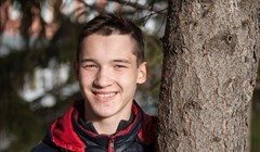 Меркурия и РИА Томск: ищем семью для 14-летнего Саши