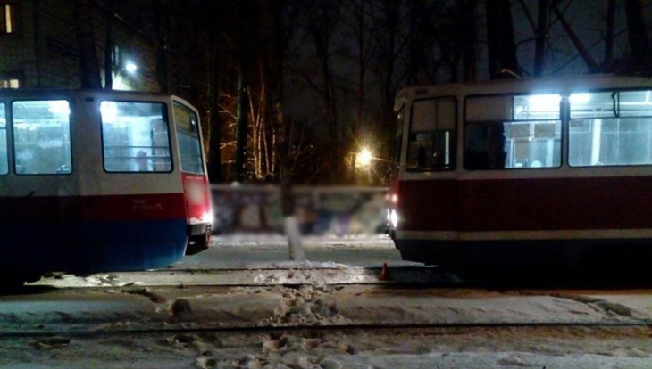 Пенсионерка пострадала при столкновении двух трамваев в Томске