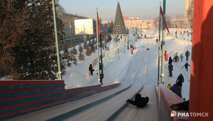 Горки на Новособорной площади Томска будут работать до 26 февраля