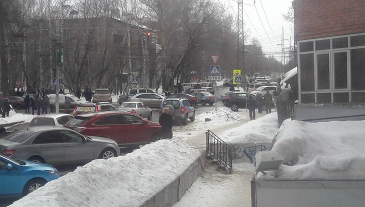 Полиция не нашла взрывчатку в офисе Сбербанка на Киевской в Томске