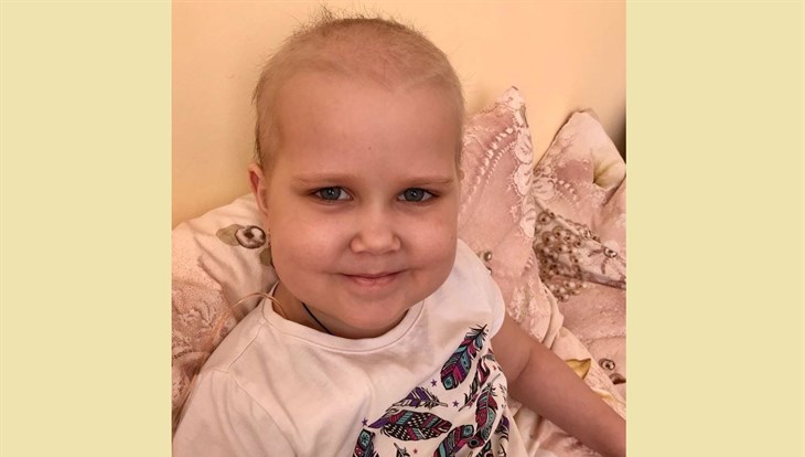 Томичи могут помочь четырехлетней Ульяне, страдающей от рака крови