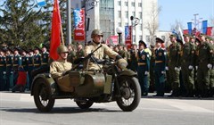 Колонны Парада Победы начали движение по проспекту Ленина в Томске