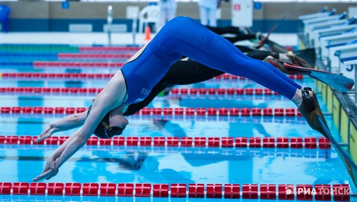 More than 400 swimmers take part in Snow Fins championship in Tomsk