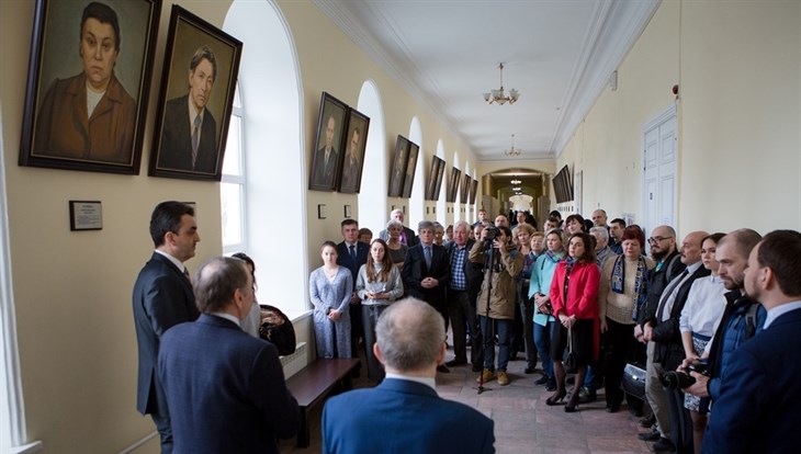 Десять портретов пополнили профессорскую галерею ТГУ