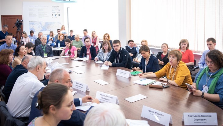 Эксперты конференции #EdCrunch Томск поспорили о цифровой несвободе