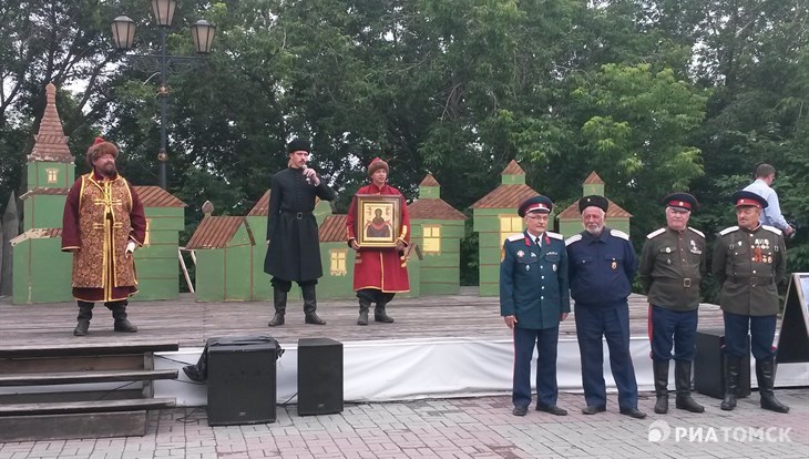 Томские казаки отправились в Пекин по маршруту 400-летней давности