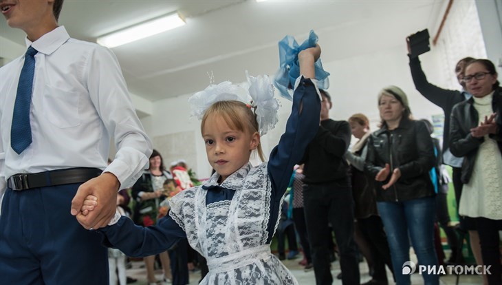 Дети из одной семьи смогут ходить в один детсад или школу в Томске