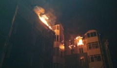 Шесть семей из горящего в Томске дома разместятся в гостинице