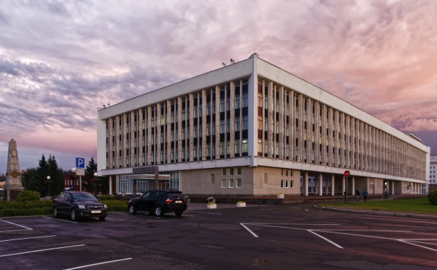 HAVAL и Camry: какие машины покупают власти Томска и области