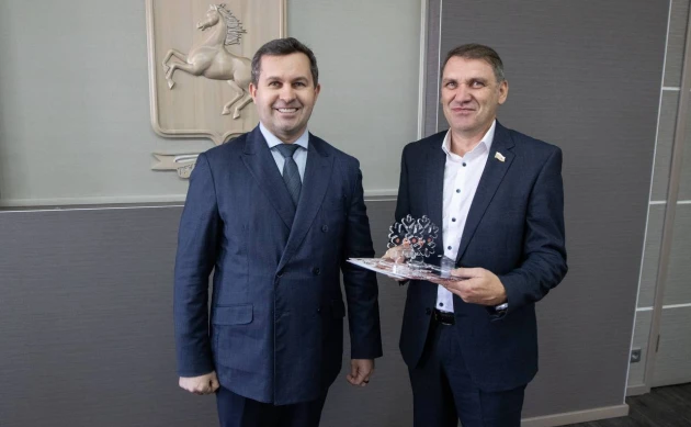 Более 200 объектов получили награды и дипломы конкурса "Зимний Томск"