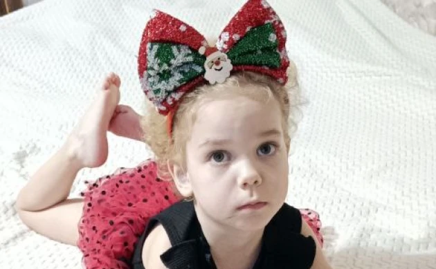 Томский фонд собирает 20 тыс руб на реабилитацию Алисы с тугоухостью