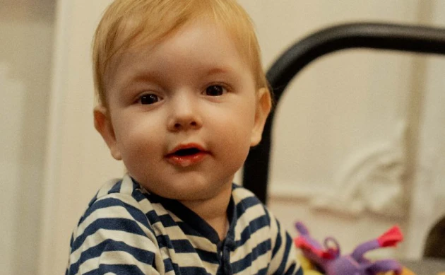 Помощь томичей нужна малышу Пете в покупке специального питания